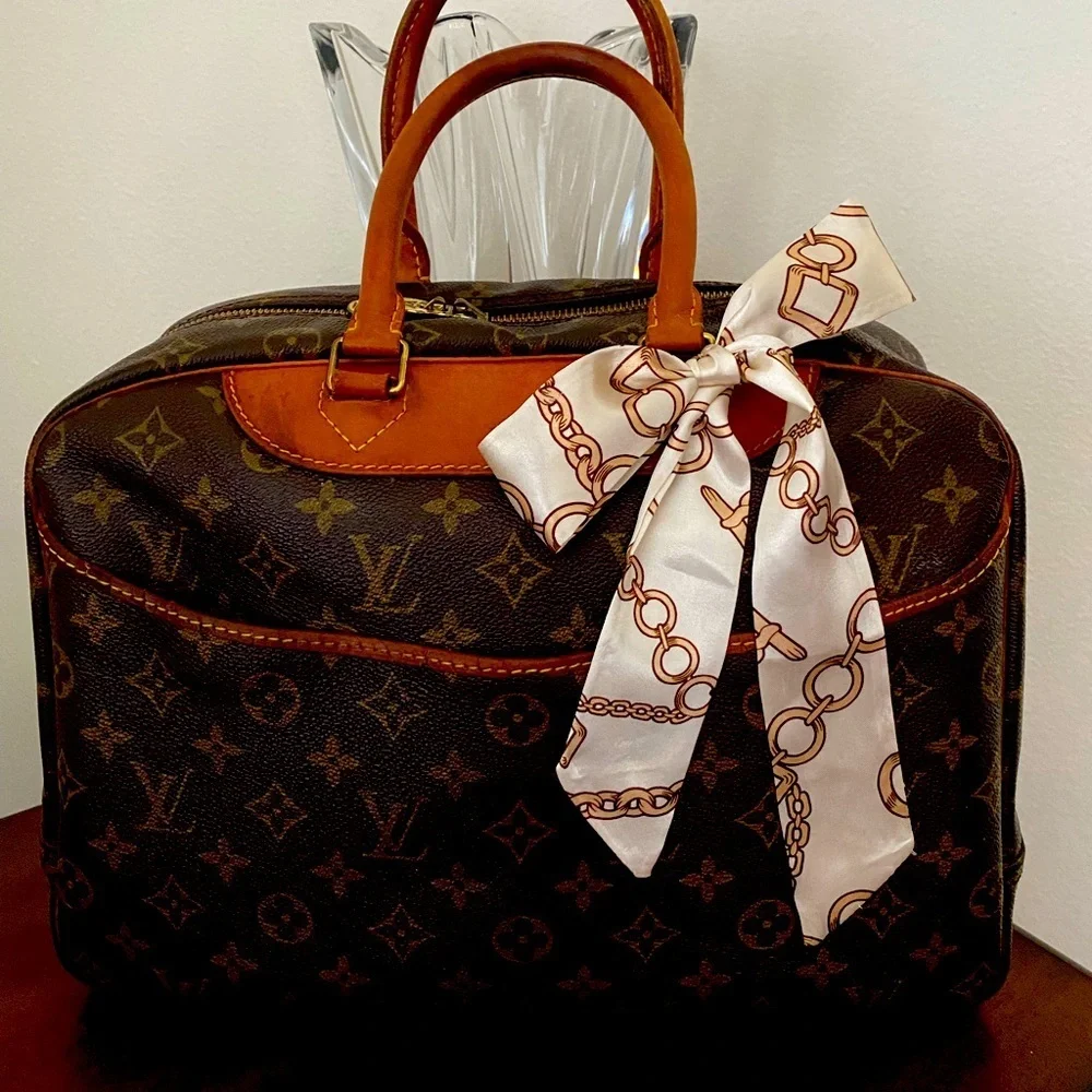 Authentic Vintage Louis Vuitton Monogram Deauville Bag, Poignant & Name Tag